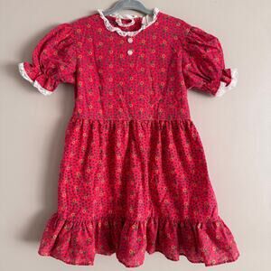 Petite Frocks Group Vintage Strawberry Shortcake Red Floral Dress 1980- No Apron